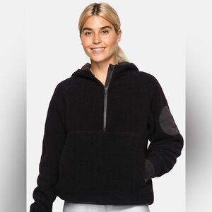 Outdoor Voices MegaFleece 1/2 Zip Hoodie - Rare!!!